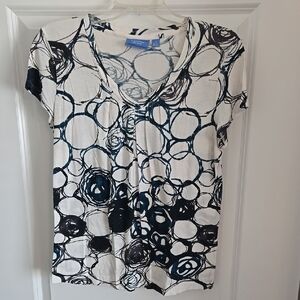 Simply Vera Vera Wang Black and White Circle Print Tee